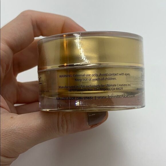 NWT InfiniteAloe Skincare Gift Set - Picture 14 of 16